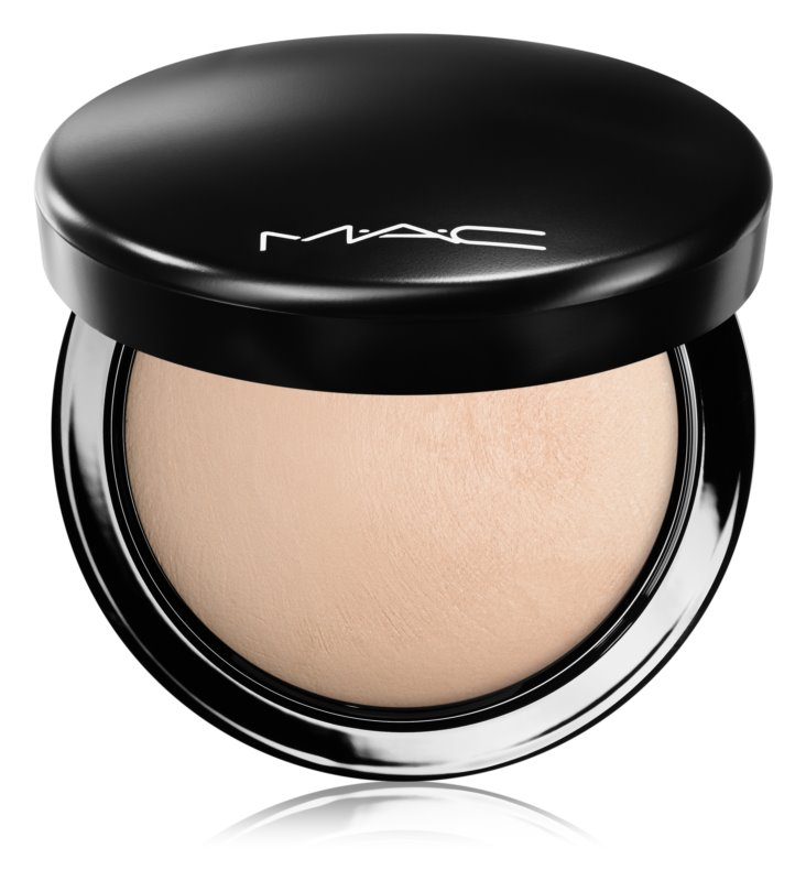 MAC Mineralizirajte Skinfinish Natural