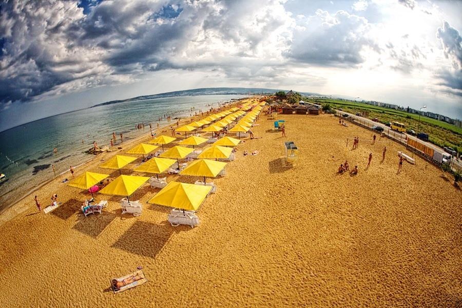 ZLATNA PLAŽA THEODOSIA.jpg