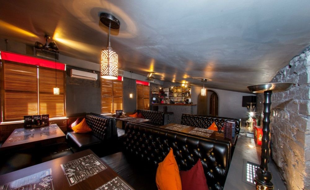 „Royal Smoke Lounge“ baras