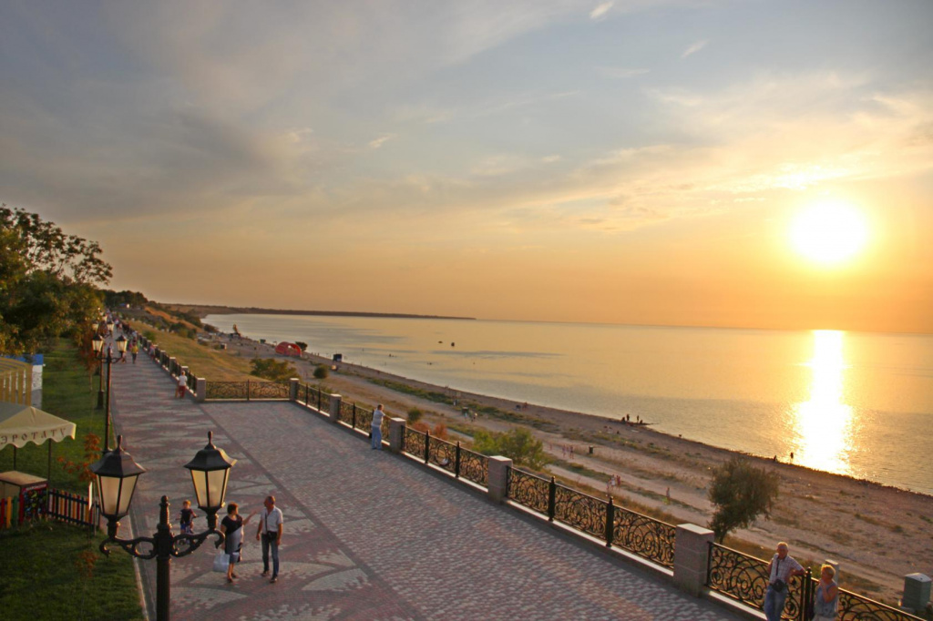 Азовско море, Иеиск