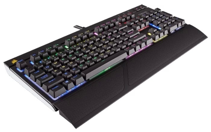 „Corsair Strafe RGB Cherry MX Silent Black USB“