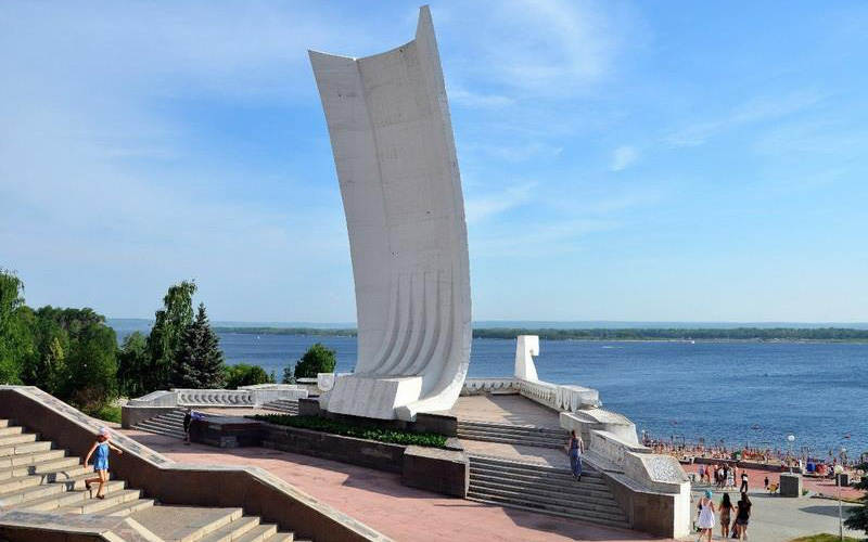 MONUMENTAS SAMARA LAIVAS
