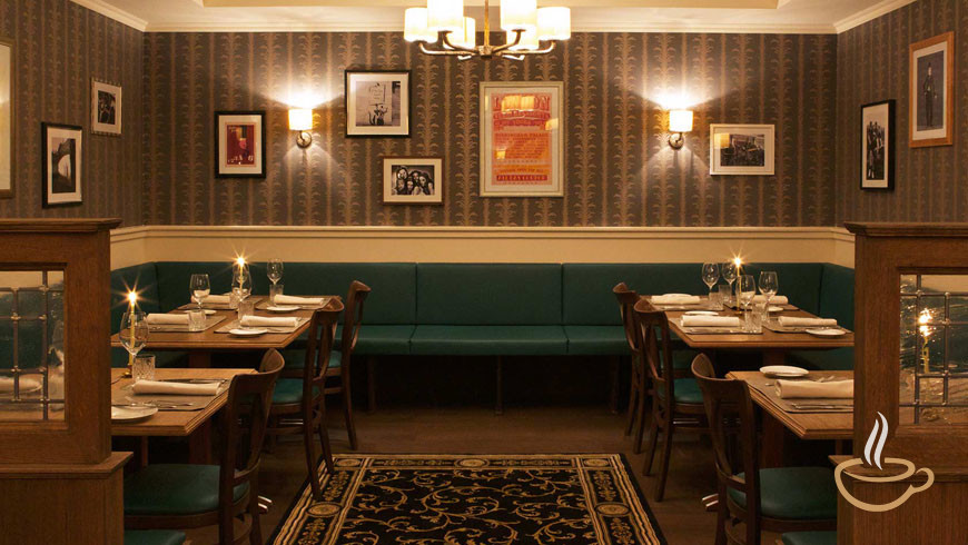 Mali bar i grill u Londonu