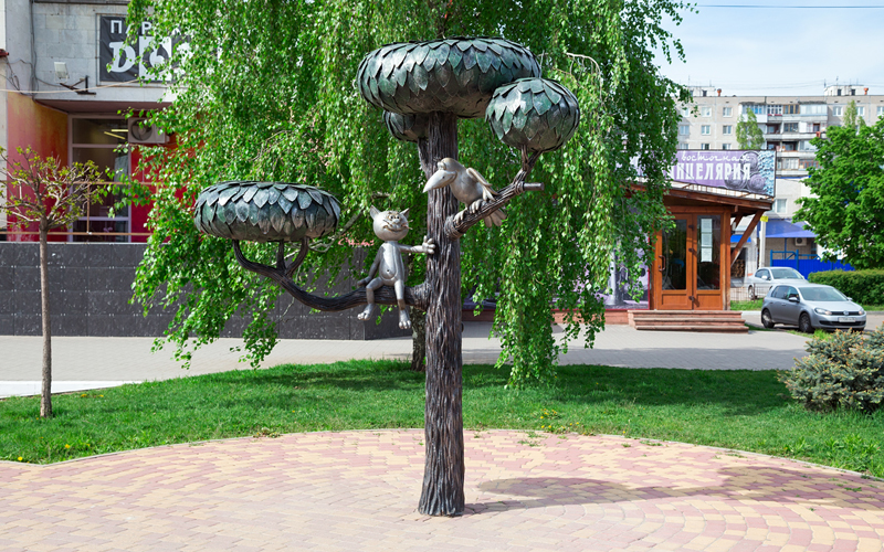 MONTIJOS KITTENAS iš LIZYUKOV STREET