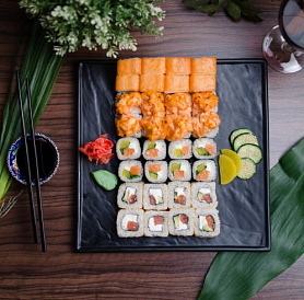 12 geriausių sushi ir ritinių pristatymų Sankt Peterburge